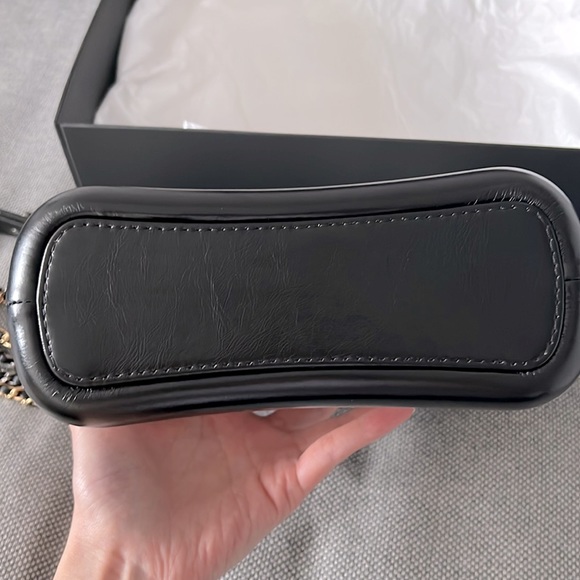 Chanel Gabriel Small handbag, white/black - Picture 6 of 13